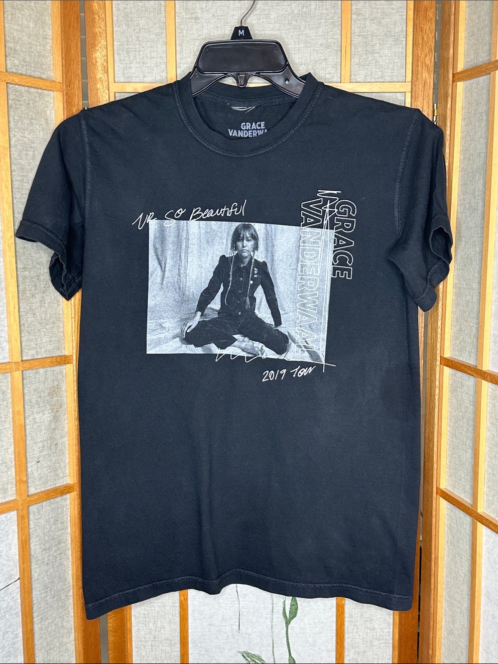 GRACE VANDERWAAL - 2019 “UR So Beautiful” T-shirt Size Small
